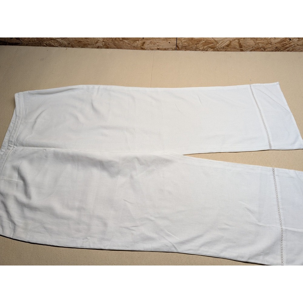 Caslon Women's Capris Size 16 White 100% Linen With Crochet Detail On Leg